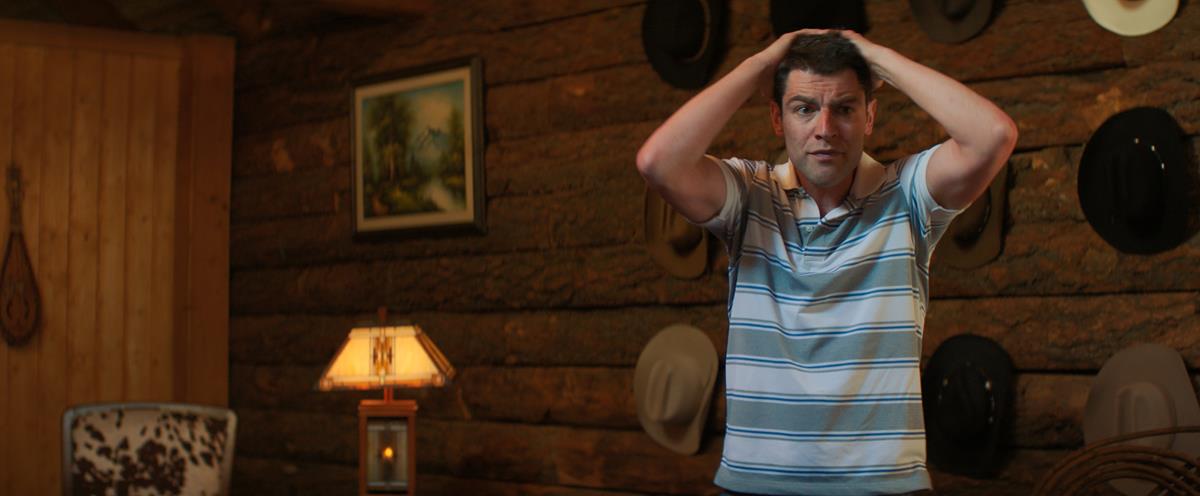 Max Greenfield stars as Joe in director Emerald Fennell’s PROMISING YOUNG WOMAN. Cr: Focus Features