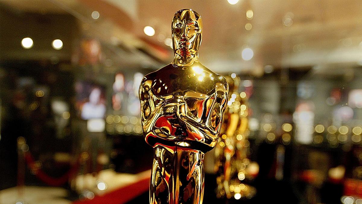 Close-up of Oscar statuette. Cr: Getty Images