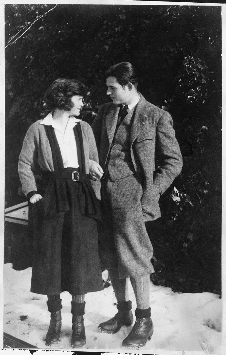 Ernest Hemingway and his first wife, Elizabeth Hadley Richardson. Cr: Ernest Hemingway Collection. John F. Kennedy Presidential Library and Museum, Boston