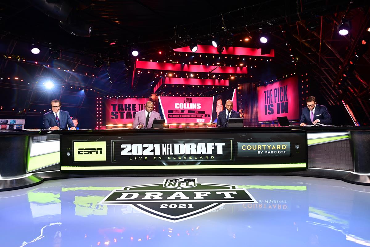 Mel Kiper Jr, Booger McFarland, Louis Riddick and Mike Greenberg on the ESPN set during the 2021 NFL Draft. Cr: Phil Ellsworth/ESPN Images