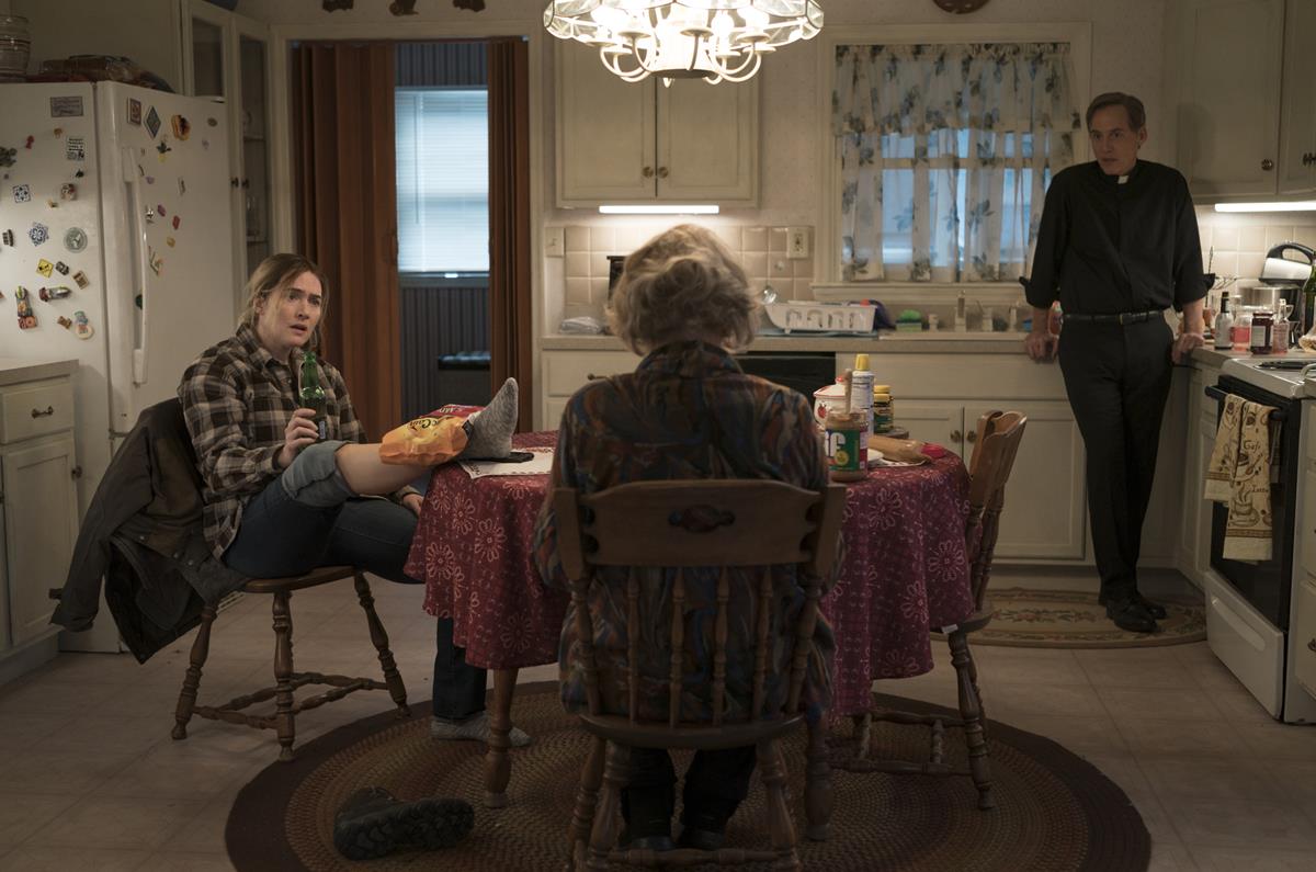Kate Winslet, Jean Smart and Neal Huff in “Mare of Easttown.” Cr: HBO