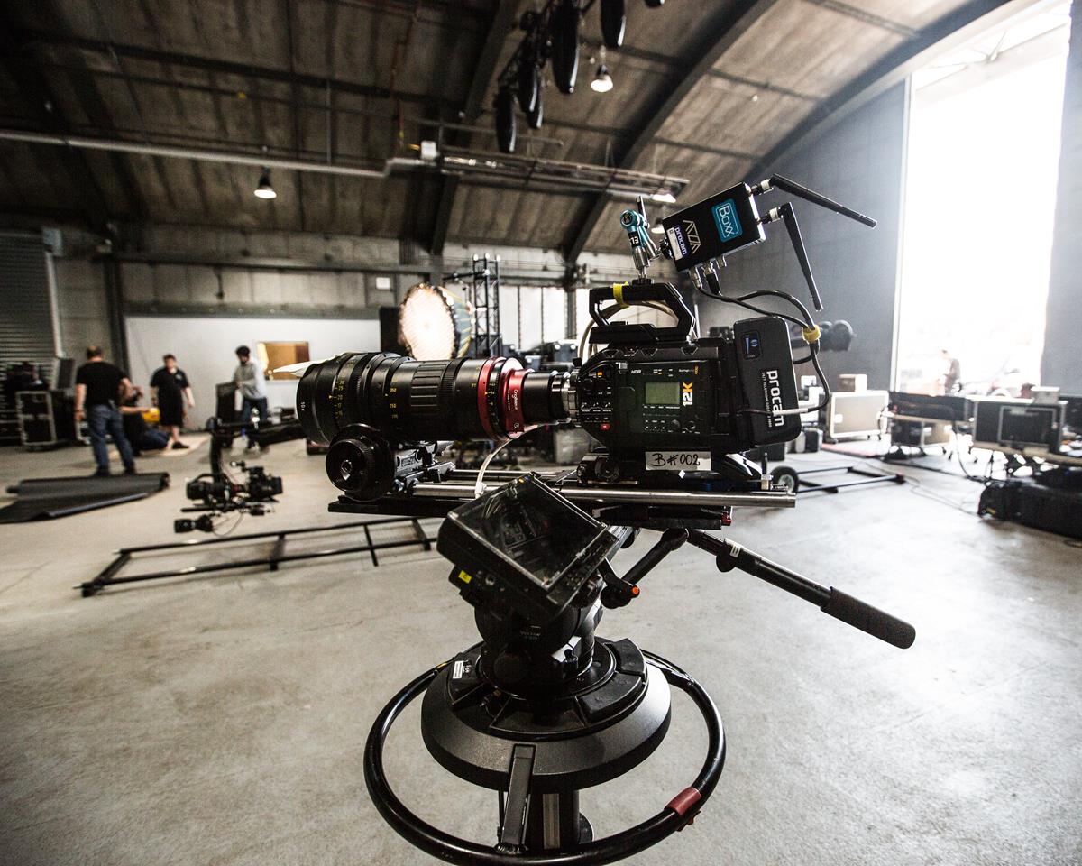Dan Massie and DP Ben Coughlan employed six Blackmagic cameras, including four URSA Mini Pro 12K variously rigged on Jibs, Steadicam, dollies, tripod and handheld, for Ed Sheeran’s exclusive 10-track performance. Cr: Electric Light Studio