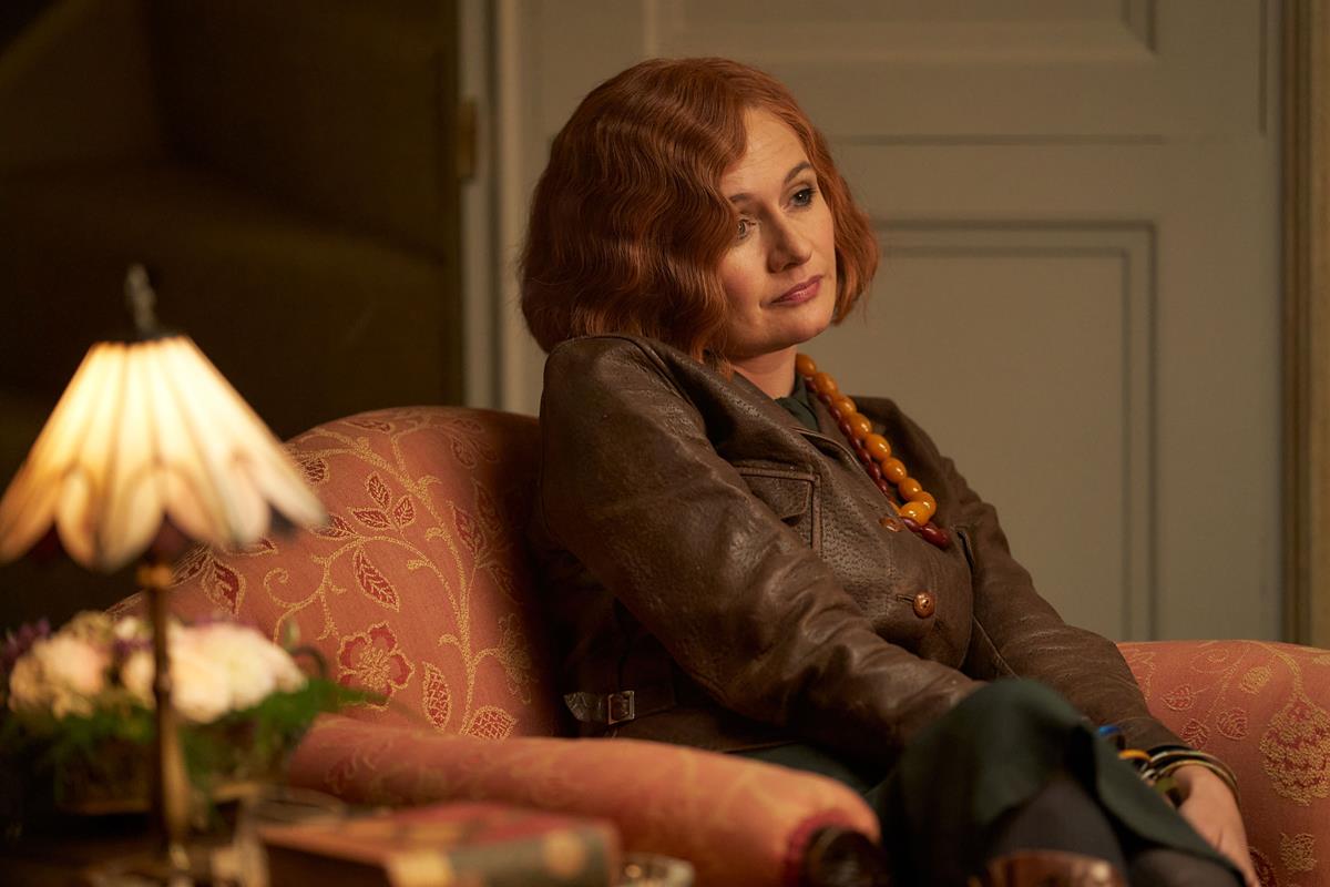 Emily Mortimer as Fanny’s mother, “The Bolter” in “The Pursuit of Love.” Cr: Robert Viglasky/BBC