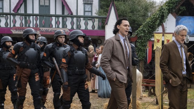 Loki (Tom Hiddleston) and Mobius (Owen Wilson) in Episode 2 of Marvel Studios' “Loki.” Cr: Chuck Zlotnick/Marvel Studios