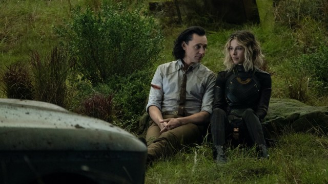 Loki (Tom Hiddleston) and Sylvie (Sophia Di Martino) in Episode 5 of Marvel Studios' “Loki.” Cr: Chuck Zlotnick/Marvel Studios