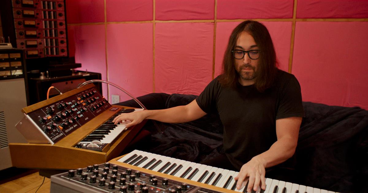 Sean Ono Lennon in “Watch the Sound With Mark Ronson.” Cr: Apple TV+