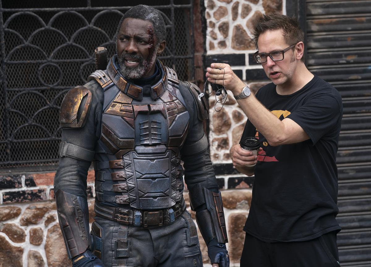 Idris Elba and writer/director James Gunn on the set of “The Suicide Squad.” Cr: Warner Bros. Pictures/DC Comics