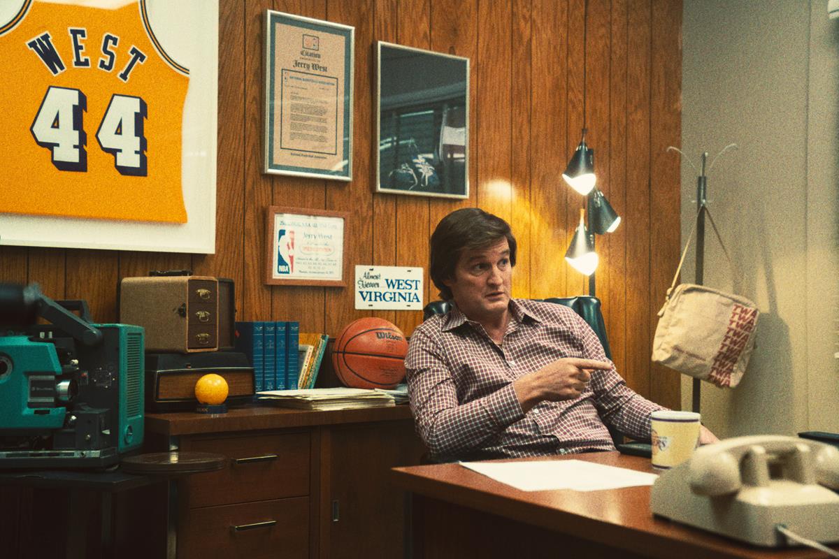 Jason Clarke as Jerry West in episode 2 of “Winning Time: The Rise of the Lakers Dynasty.” Cr: Warner Media