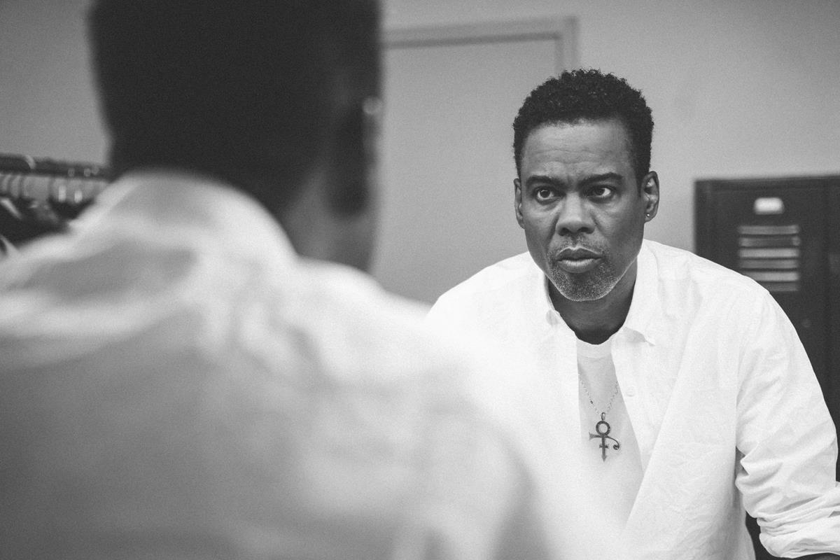 Behind the scenes of “Chris Rock LIVE: Selective Outrange” at the Hippodrome Theater in Baltimore. Cr: Kirill Bichutsky/Netflix