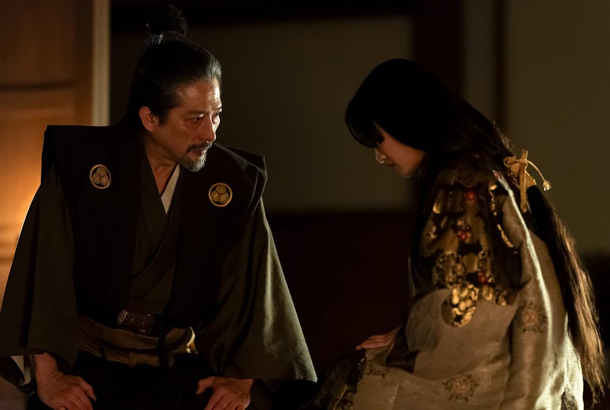 Hiroyuki Sanada as Yoshii Toranaga and Anna Sawai as Toda Mariko in “Shōgun.” Cr: Katie Yu/FX